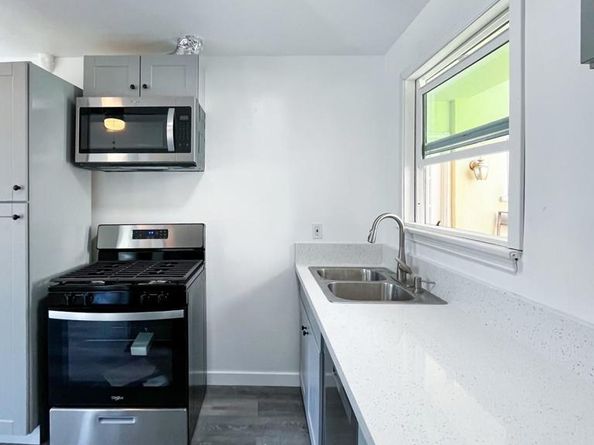 1610 Fargo St, Los Angeles CA 90026