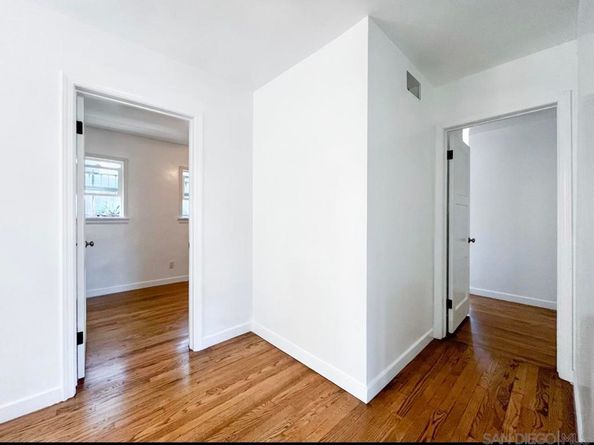 1610 Fargo St, Los Angeles CA 90026