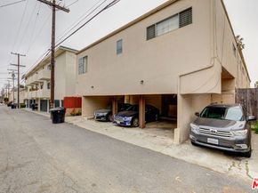 1017 5th Street, Santa Monica CA 90403
