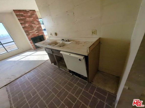 7300 Franklin Avenue 652, Los Angeles CA 90046