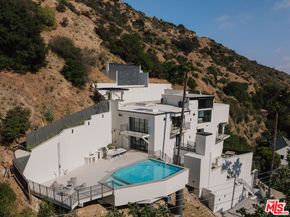 2256 Nichols Canyon Road, Los Angeles CA 90046
