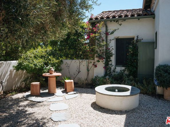 3431 Lambeth Street, Los Angeles CA 90027