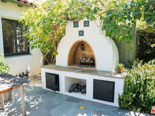 3431 Lambeth Street, Los Angeles CA 90027
