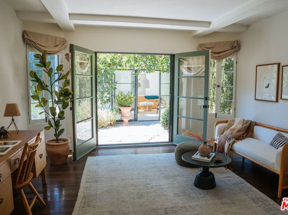 3431 Lambeth Street, Los Angeles CA 90027
