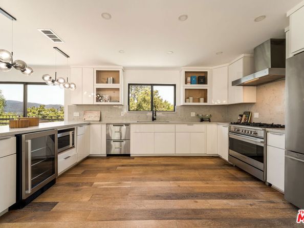11587 Sunshine Terrace, Studio City CA 91604