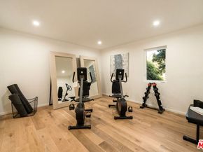 11587 Sunshine Terrace, Studio City CA 91604