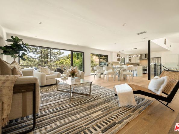 11587 Sunshine Terrace, Studio City CA 91604