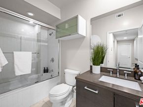 1411 N Detroit Street PH402, Los Angeles CA 90046