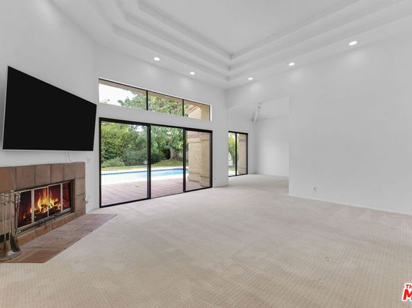 3516 Malibu Country Drive, Malibu CA 90265