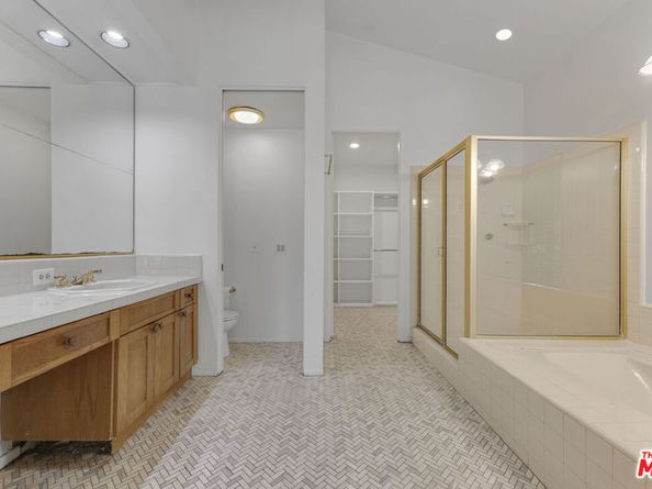 3516 Malibu Country Drive, Malibu CA 90265