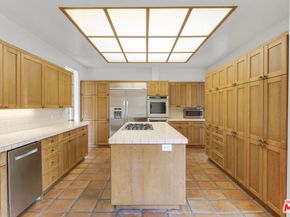 3516 Malibu Country Drive, Malibu CA 90265