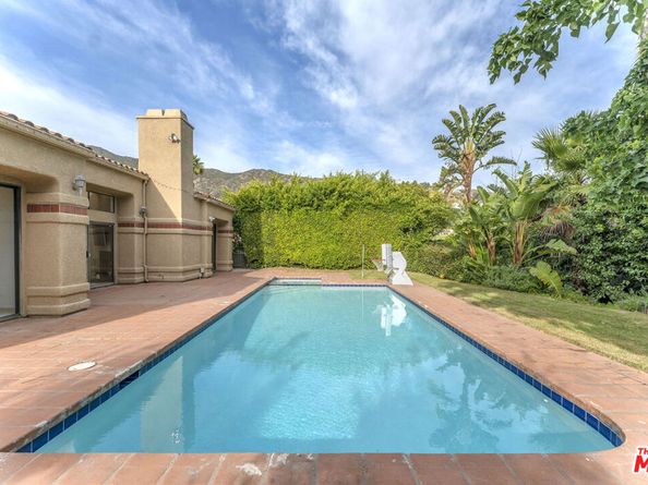 3516 Malibu Country Drive, Malibu CA 90265