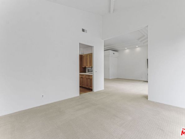 3516 Malibu Country Drive, Malibu CA 90265