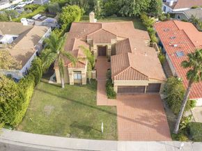 3516 Malibu Country Drive, Malibu CA 90265