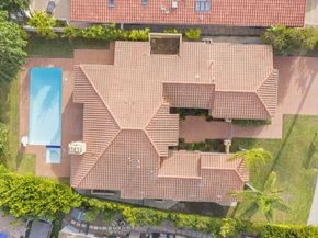 3516 Malibu Country Drive, Malibu CA 90265