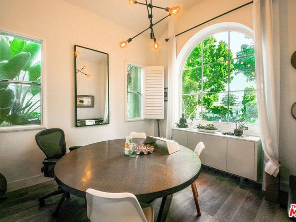 1943 19th Street, Santa Monica CA 90404