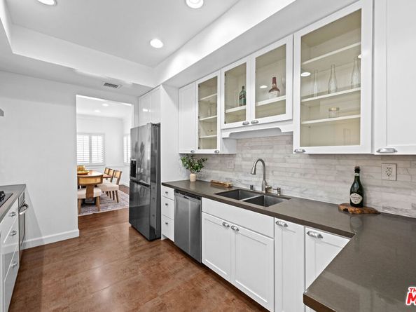 11928 Kiowa Avenue 109, Los Angeles CA 90049