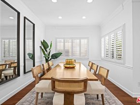 11928 Kiowa Avenue 109, Los Angeles CA 90049