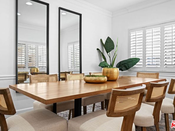 11928 Kiowa Avenue 109, Los Angeles CA 90049