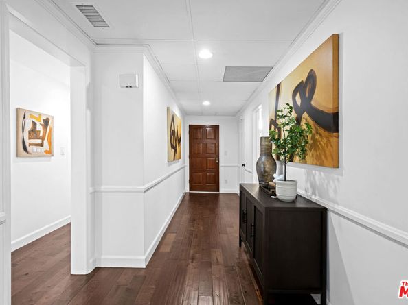 11928 Kiowa Avenue 109, Los Angeles CA 90049