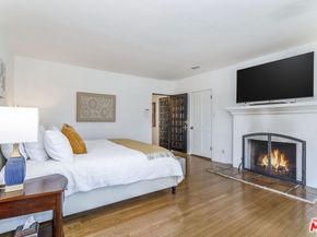 7825 Hillside Avenue, Los Angeles CA 90046