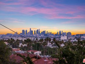 7825 Hillside Avenue, Los Angeles CA 90046