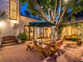 7825 Hillside Avenue, Los Angeles CA 90046