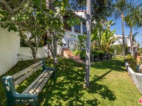 7825 Hillside Avenue, Los Angeles CA 90046