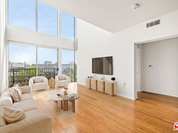 629 Traction Avenue 403, Los Angeles CA 90013