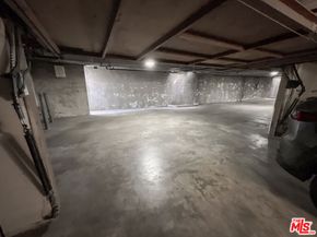 1037 16th Street 10, Santa Monica CA 90403