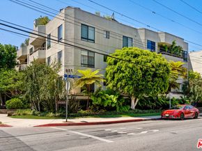 851 N Kings Road 102, West Hollywood CA 90069