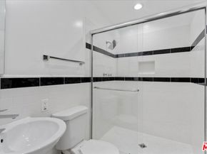 21171 Colina Drive, Topanga CA 90290