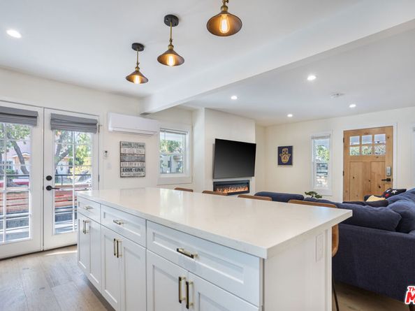 1438 W 30th Street, Los Angeles CA 90007