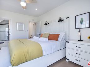 1438 W 30th Street, Los Angeles CA 90007