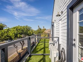 1438 W 30th Street, Los Angeles CA 90007