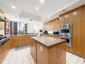 10430 Wilshire Boulevard 802, Los Angeles CA 90024
