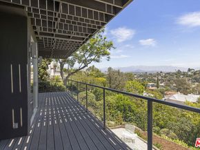 2264 Moreno Drive, Los Angeles CA 90039