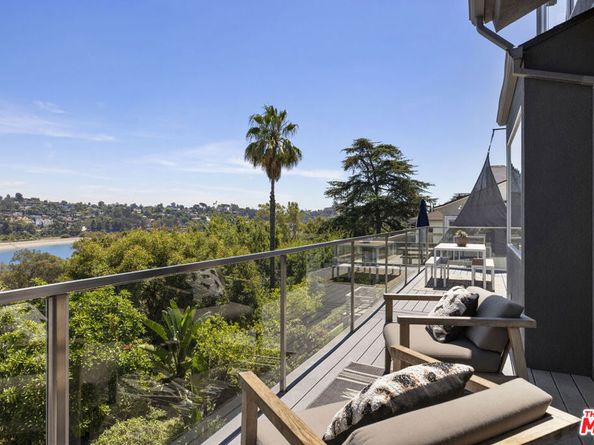2264 Moreno Drive, Los Angeles CA 90039