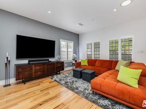 1033 N Pass Avenue, Burbank CA 91505