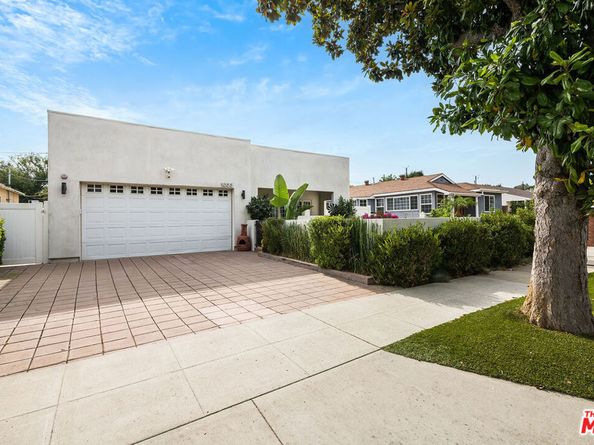 1033 N Pass Avenue, Burbank CA 91505