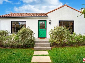 623 N Sierra Bonita Avenue