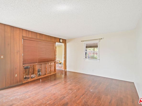 327 S Lincoln Place 2, Monrovia CA 91016