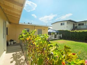 327 S Lincoln Place 2, Monrovia CA 91016