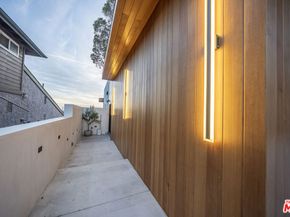 812 W Avenue 37, Los Angeles CA 90065