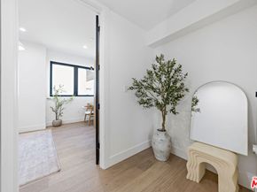 812 W Avenue 37, Los Angeles CA 90065