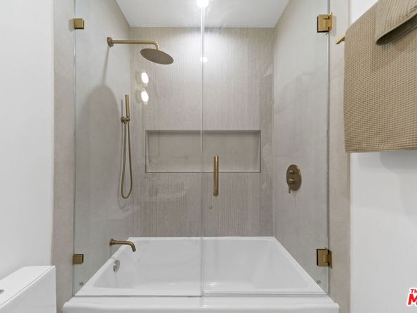812 W Avenue 37, Los Angeles CA 90065