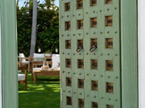 100 S La Jolla Avenue, Los Angeles CA 90048