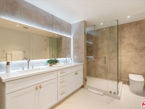 100 S La Jolla Avenue, Los Angeles CA 90048