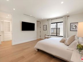100 S La Jolla Avenue, Los Angeles CA 90048