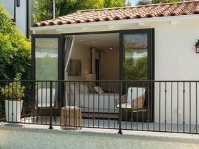 100 S La Jolla Avenue, Los Angeles CA 90048